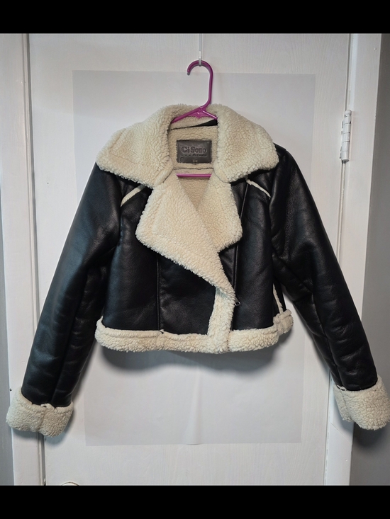Ci Sono Jackets & Blazers - Ci Sono Black Faux Leather Cropped Moto Jacket with Faux Ivory Shearling